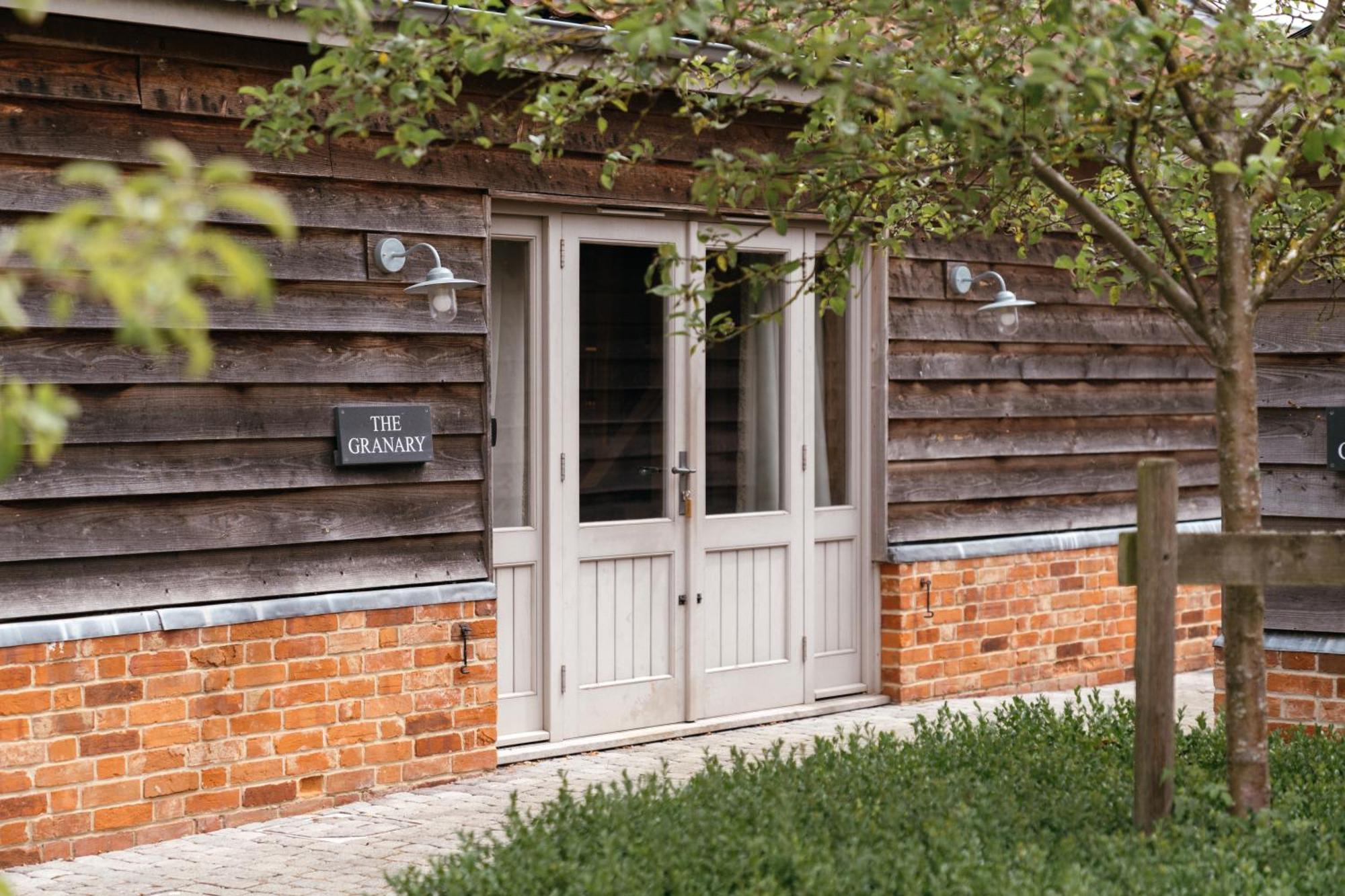 Villa Retreat East à Ipswich Extérieur photo